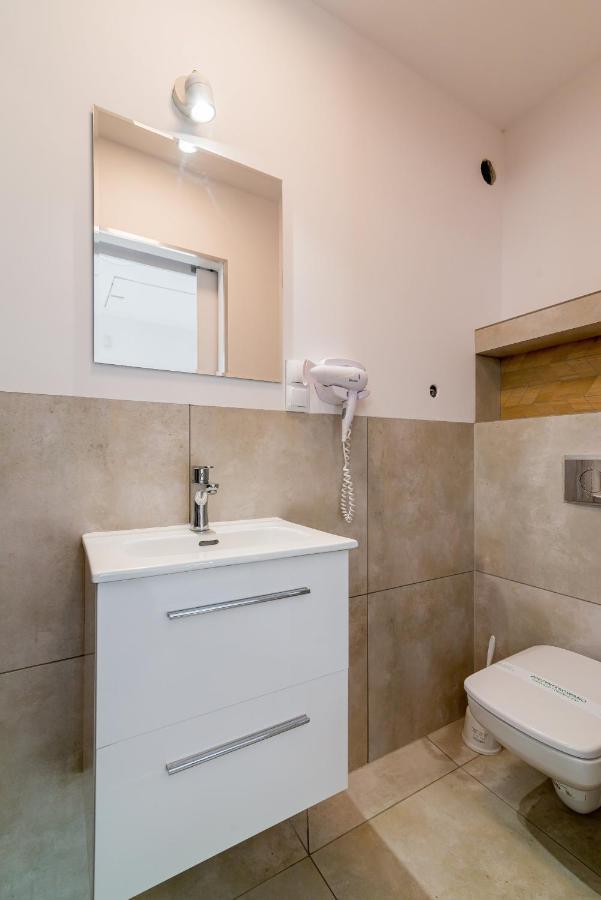 Studio I Pokoje I Pokoje Z Lazienkami Apartment Gdansk Ngoại thất bức ảnh