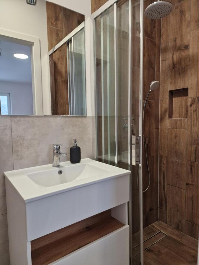 Studio I Pokoje I Pokoje Z Lazienkami Apartment Gdansk Ngoại thất bức ảnh